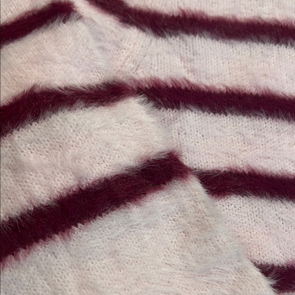 NWT Bleu Gray Soft Fuzzy Pink Striped Sweater sz L - Picture 5 of 9
